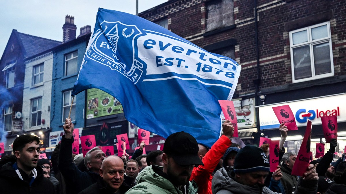 Ctu6KMRUsAAI_t-.jpg
